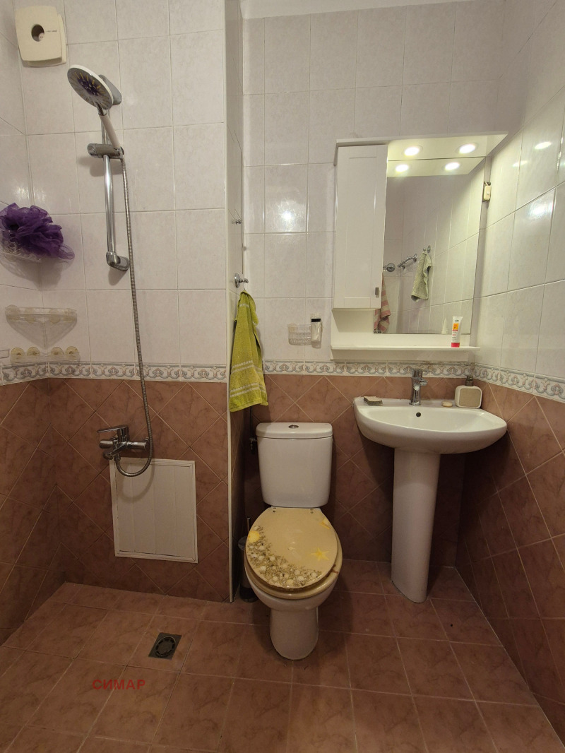 Дава под наем 2-СТАЕН, гр. София, Света Троица, снимка 14 - Апартаменти - 53069227