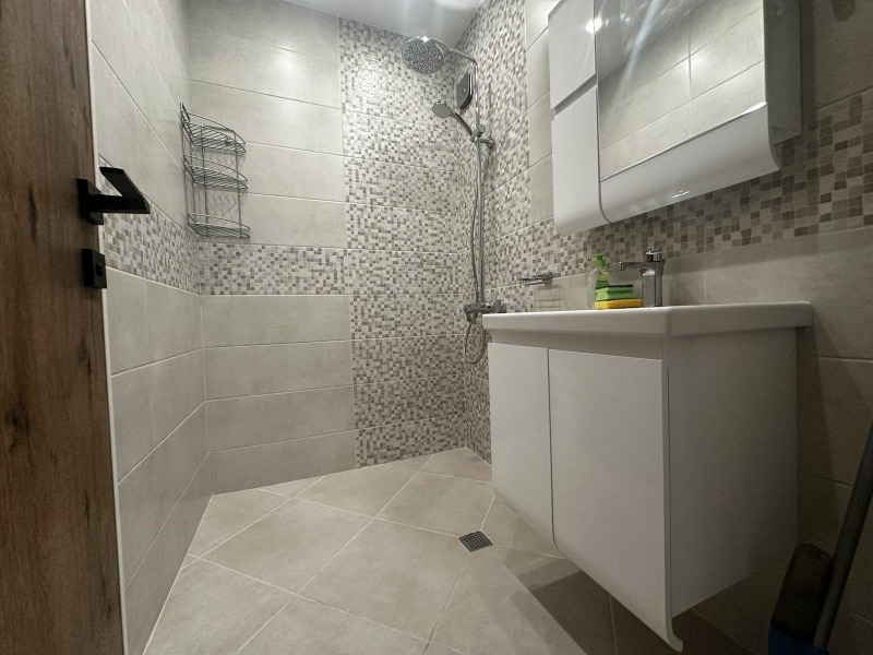 A louer  2 chambres Plovdiv , Mladejki Halm , 101 m² | 25875520 - image [8]