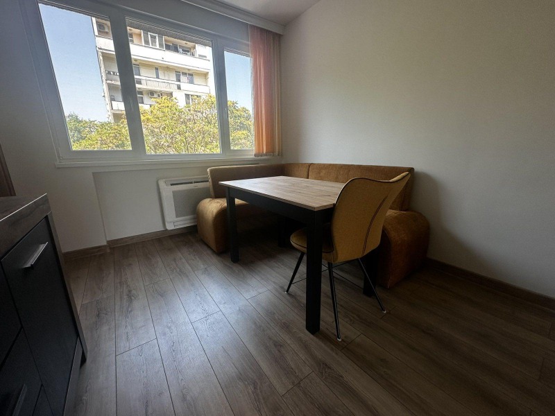 A louer  2 chambres Plovdiv , Mladejki Halm , 101 m² | 25875520 - image [4]