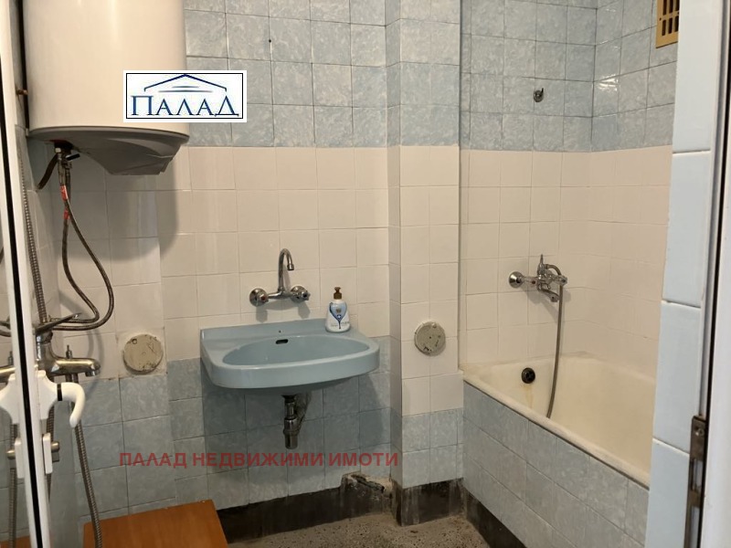 В аренду  3 спальни Варна , Център , 120 кв.м | 11581924 - изображение [13]