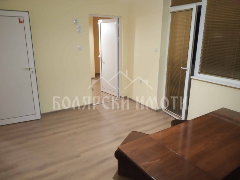 För uthyrning  1 sovrum Veliko Tarnovo , Centar , 55 kvm | 56037080 - bild [4]