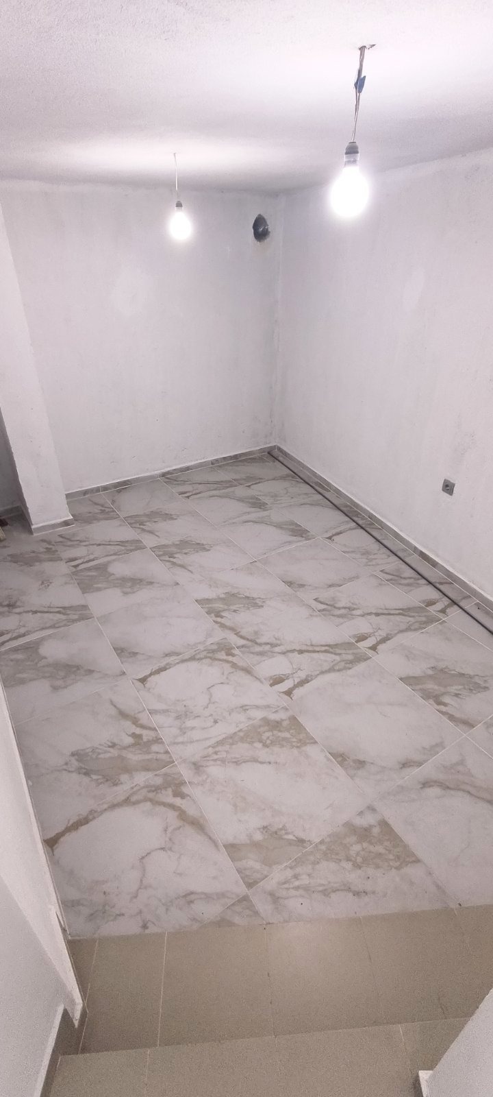 Дава под наем МАГАЗИН, гр. Пловдив, Център, снимка 4 - Магазини - 54039737