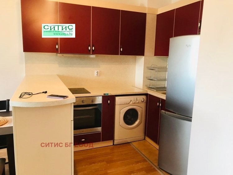 Do wynajęcia  1 sypialnia Sofia , Centar , 75 mkw | 35102845 - obraz [3]