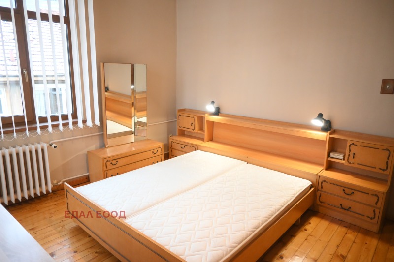 Дава под наем 2-СТАЕН, гр. София, Център, снимка 10 - Апартаменти - 53068269