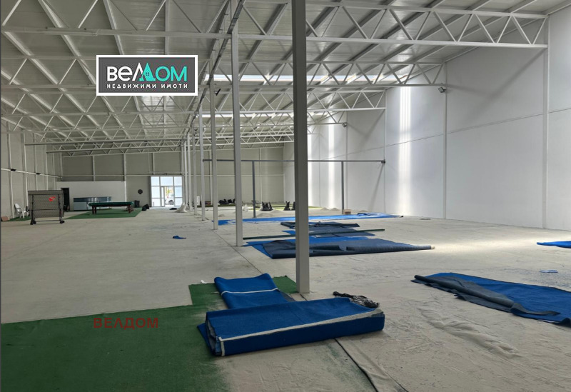 Te huur  Opslag Varna , Topoli , 1500 m² | 59225386