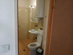 2-стаен град София, Карпузица 6
