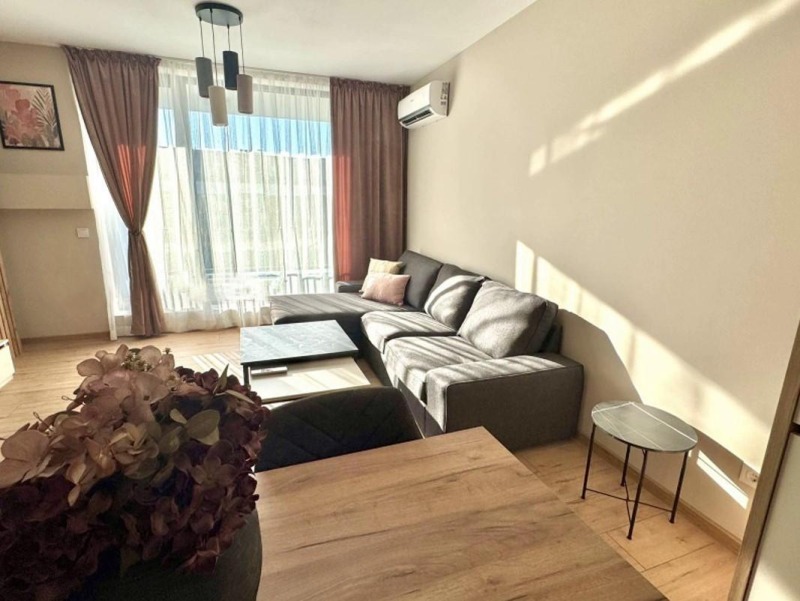 Do wynajęcia  1 sypialnia Sofia , Malinowa dolina , 65 mkw | 42808894 - obraz [2]