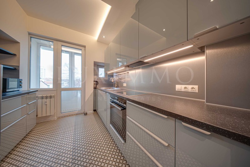 Дава под наем 2-СТАЕН, гр. София, Център, снимка 8 - Апартаменти - 53154220