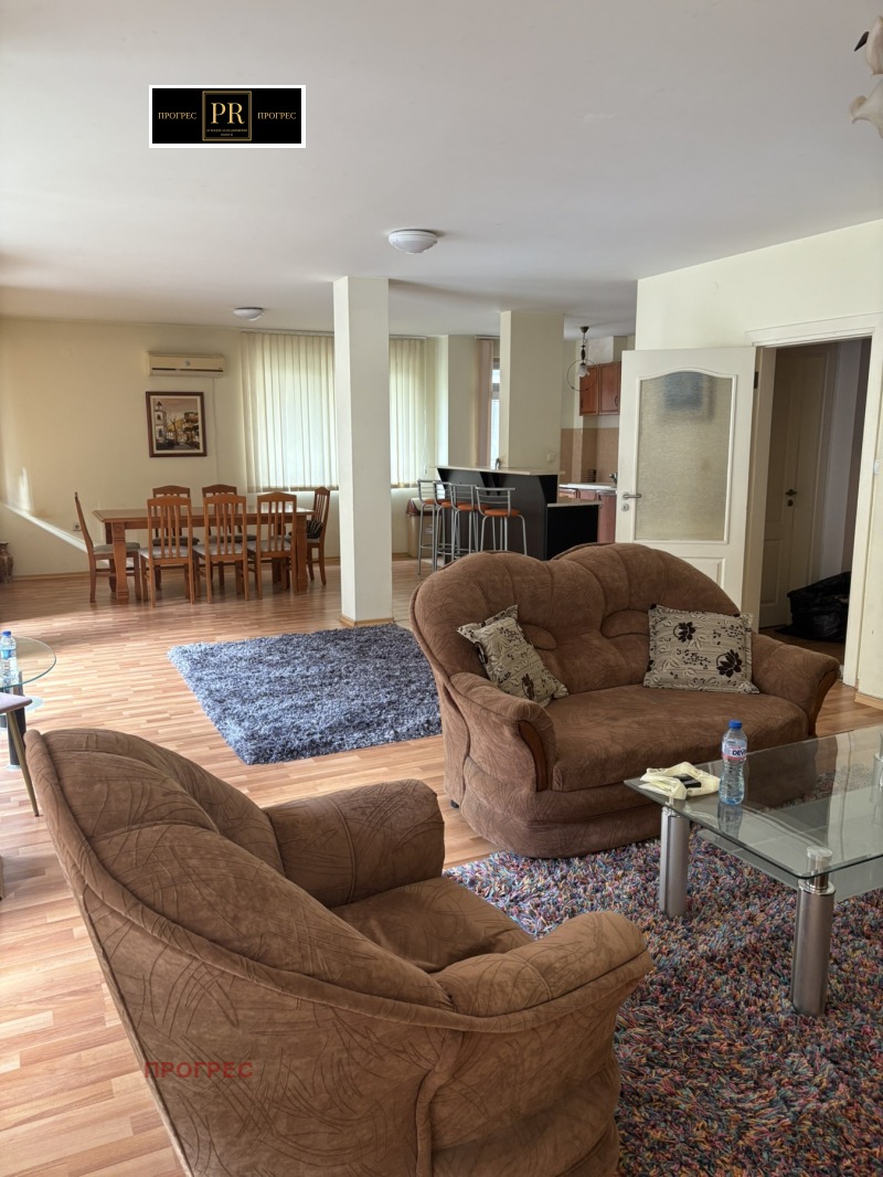 Дава под наем МНОГОСТАЕН, гр. Пловдив, Младежки Хълм