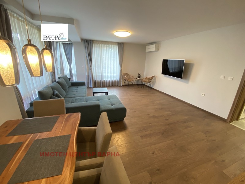 Под наем КЪЩА, област Добрич, с. Рогачево • 650 € / 1271.29 лв. • 72579920 1