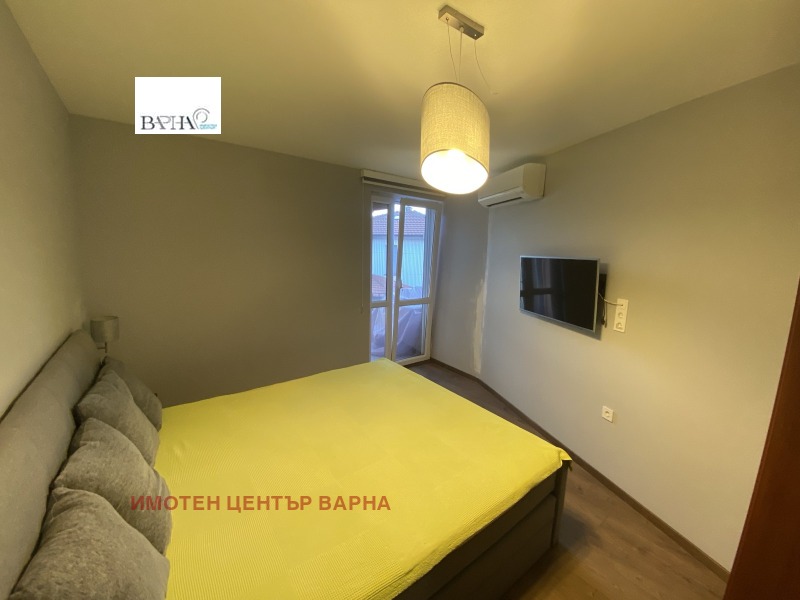 Дава под наем КЪЩА, с. Рогачево, област Добрич, снимка 10 - Къщи - 52388437