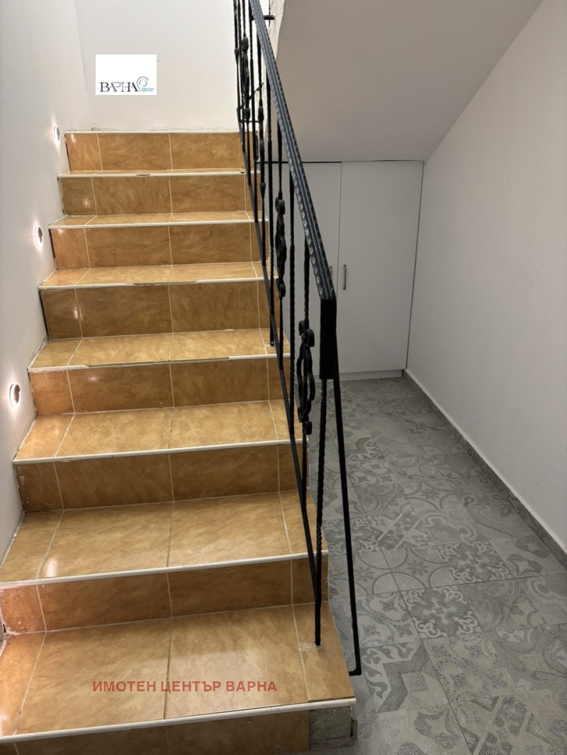 Дава под наем КЪЩА, с. Рогачево, област Добрич, снимка 13 - Къщи - 52388437