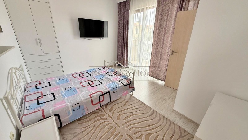 Дава под наем КЪЩА, гр. Поморие, област Бургас, снимка 6 - Къщи - 52441262