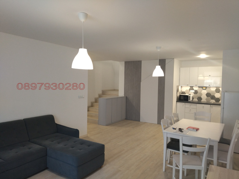 Дава под наем МНОГОСТАЕН, гр. Варна, к.к. Св.Св. Константин и Елена