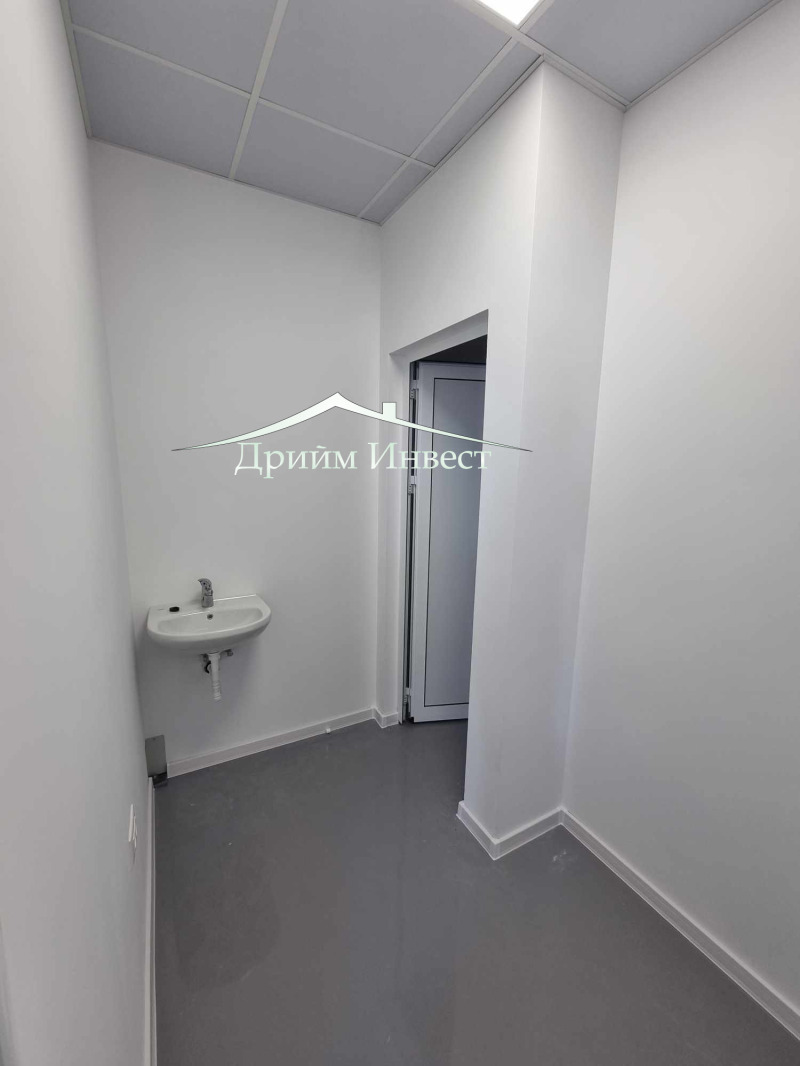 K pronájmu  Průmyslová budova Plovdiv , Industrialna zona - Jug , 655 m2 | 26607329 - obraz [7]