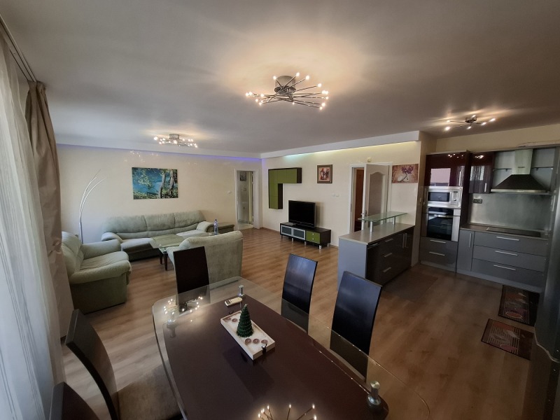 В аренду  3 спальни Пловдив , Кършияка , 145 кв.м | 29790779