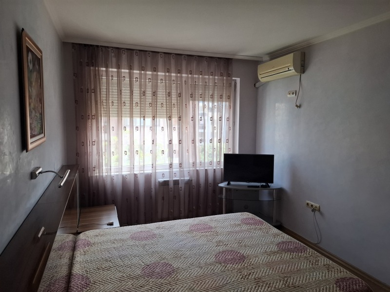 В аренду  3 спальни Пловдив , Кършияка , 145 кв.м | 29790779 - изображение [10]