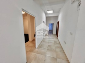 МАГАЗИН, 142 m2