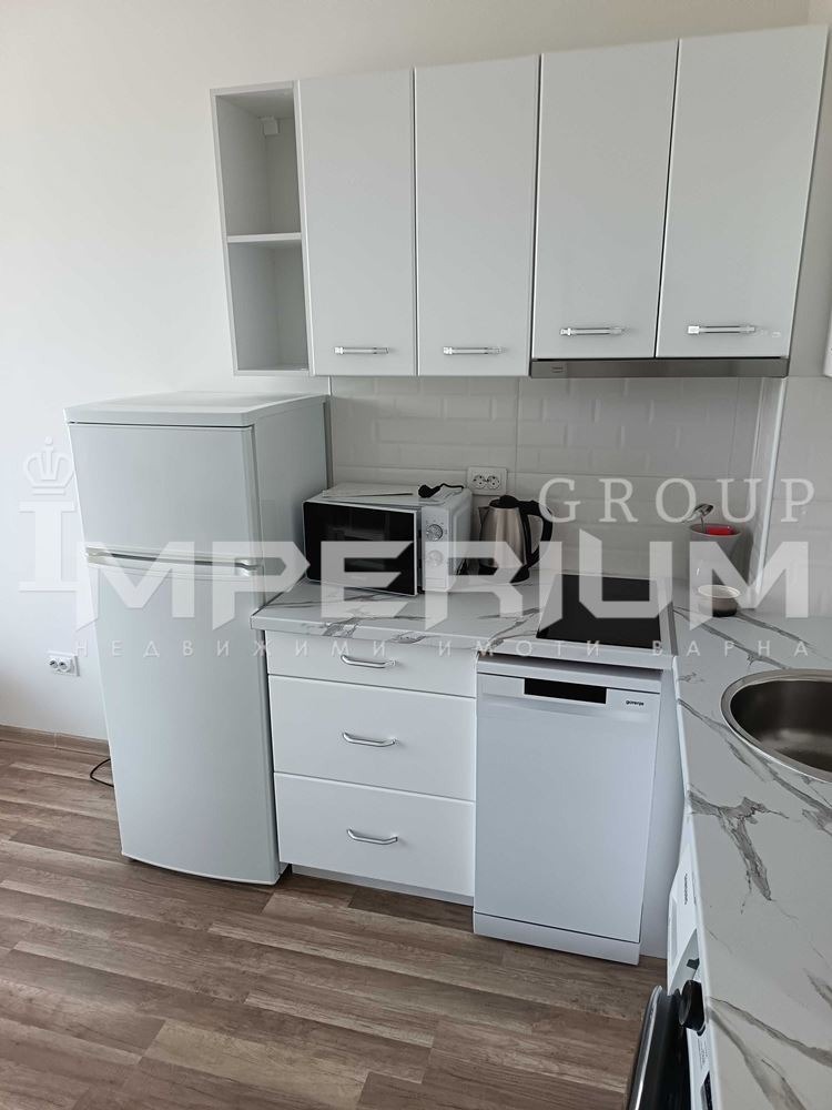 Do wynajęcia  Studio Warna , Winica , 40 mkw | 38126441 - obraz [2]