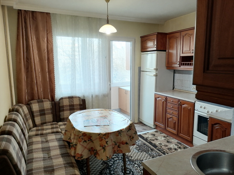 Дава под наем 3-СТАЕН, гр. София, Младост 4