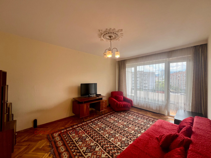 Дава под нем  2-стаен, град София, Младост 3 •  360 € • ID 78921611 — holmes.bg - [1] 