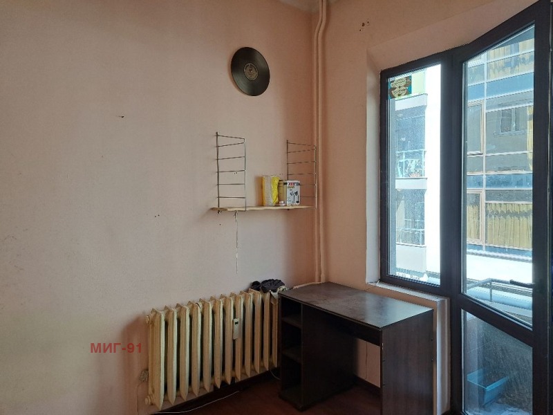 Te huur  Kantoor Sofia , Tsentar , 30 m² | 12214236 - afbeelding [3]