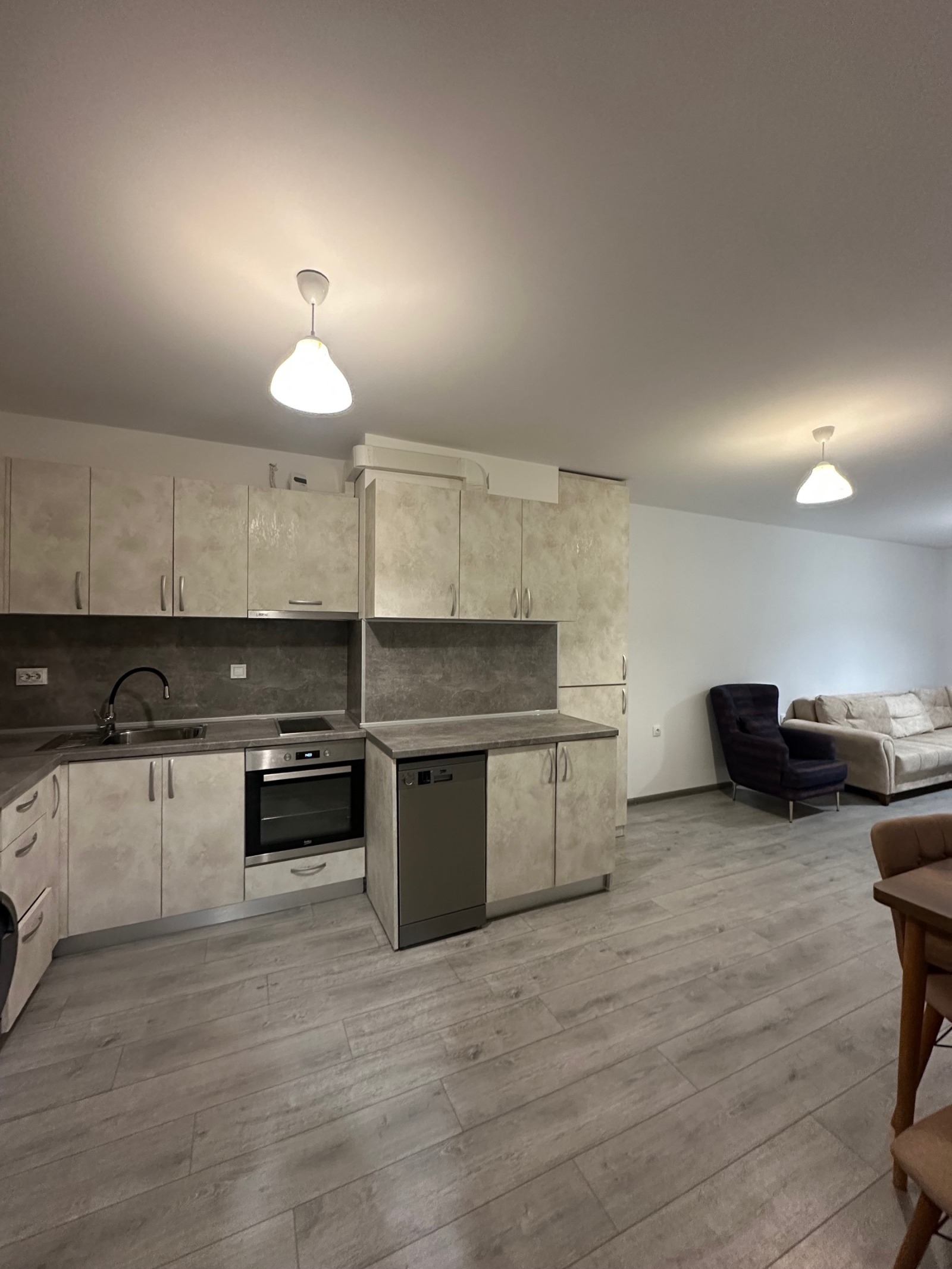 Дава под наем 2-СТАЕН, гр. София, Малинова долина, снимка 4 - Апартаменти - 53713285