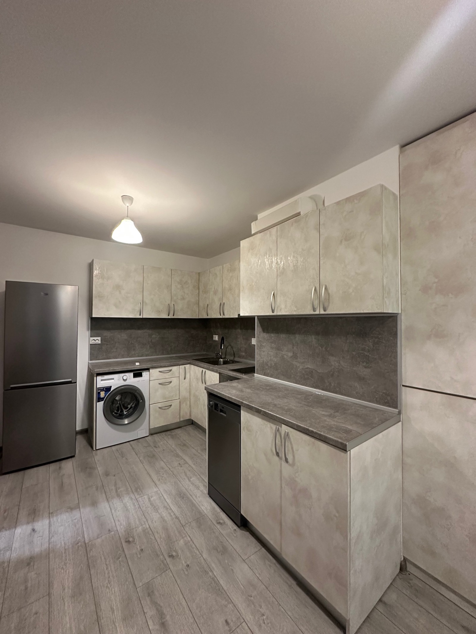 Дава под наем 2-СТАЕН, гр. София, Малинова долина, снимка 5 - Апартаменти - 53713285