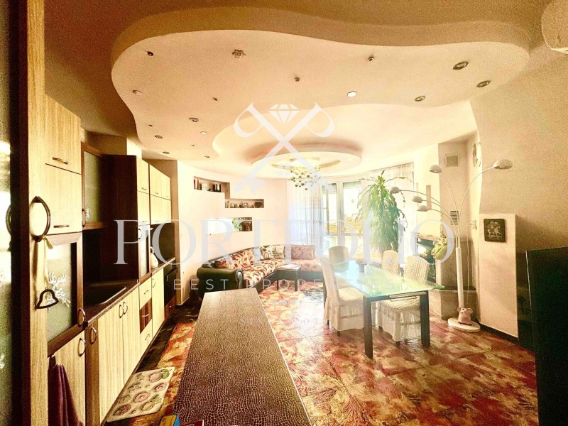 Дава под нем  3-стаен, град Бургас, Възраждане •  435 € • ID 37472067 — holmes.bg - [1] 