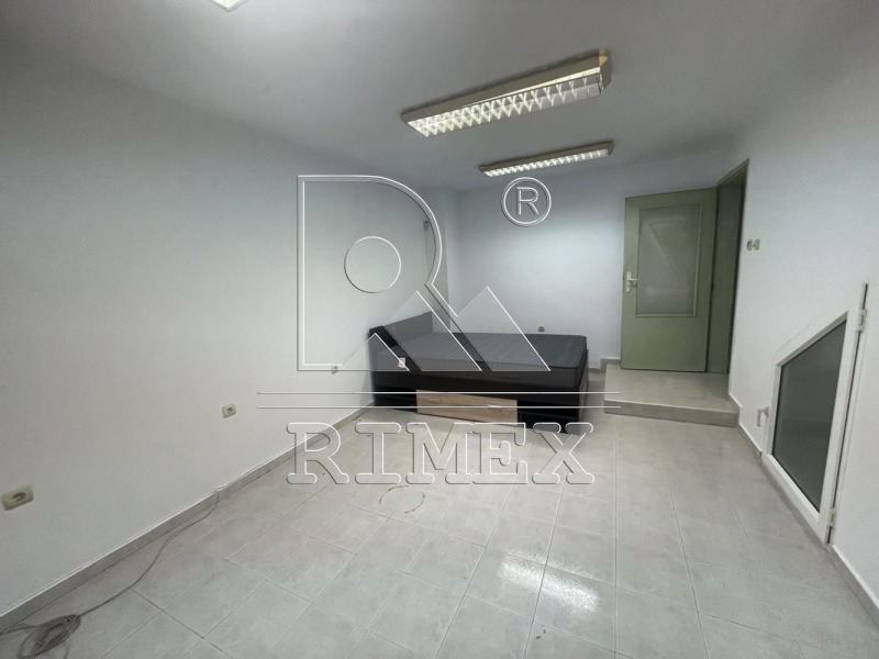 Дава под наем ОФИС, гр. Пловдив, Център, снимка 5 - Офиси - 52809823