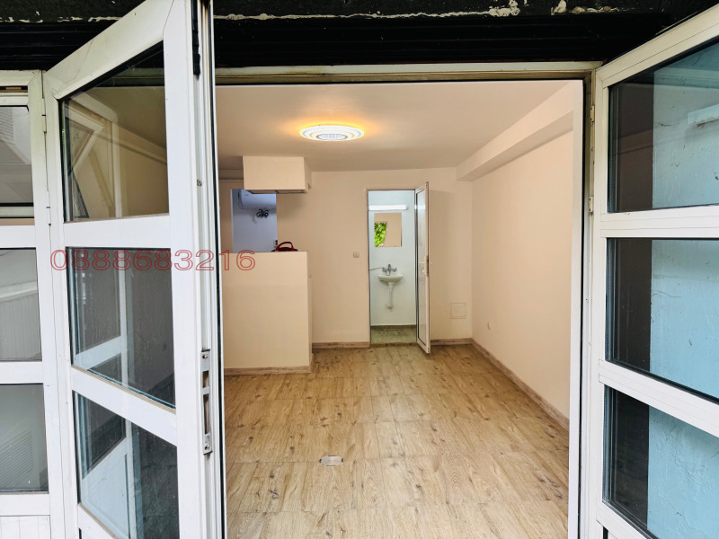 Προς ενοικίαση  Κατάστημα Σοφηια , ΤΣενταρ , 22 τ.μ | 19519517 - εικόνα [2]