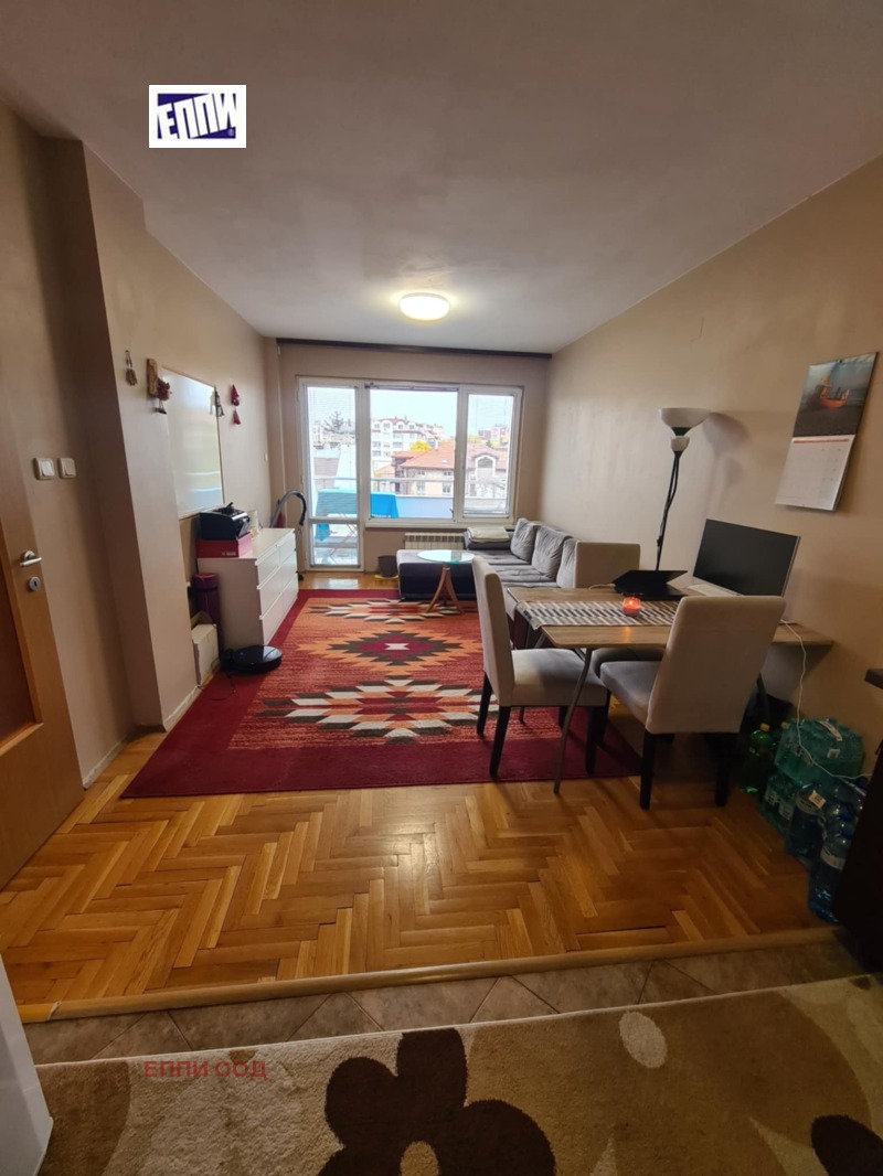 Дава под наем 2-СТАЕН, гр. София, Център