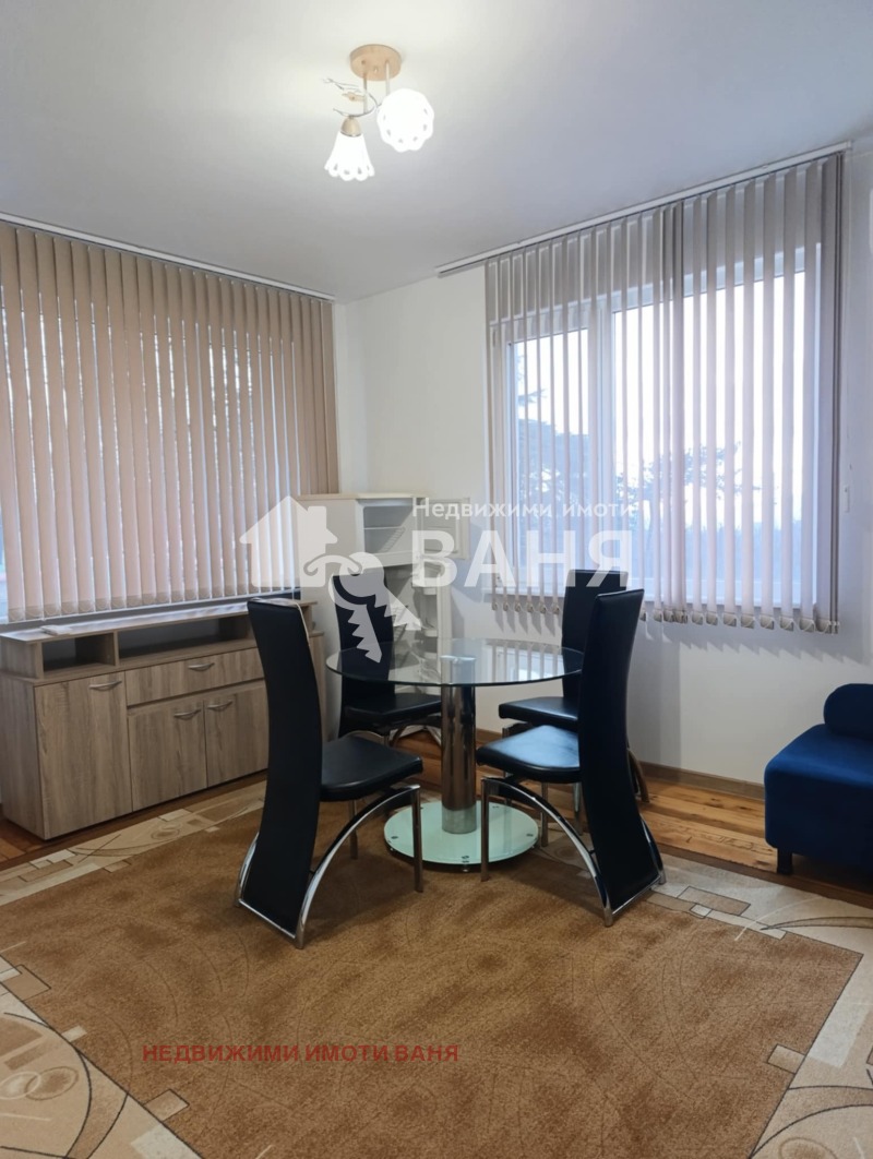 Дава под Наем ЕТАЖ ОТ КЪЩА в област Пловдив, гр. Карлово - 100 кв.м / 315 € » 616.09 лв., НЕДВИЖИМИ ИМОТИ ВАНЯ