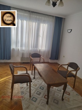 ���� ��� ���� 3-����� | Imot.bg � ����� ������ 12