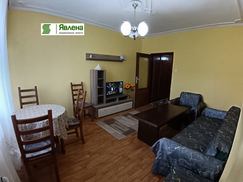 Дава под нем  3-стаен, град Стара Загора, Център •  410 € • ID 95535686 — holmes.bg - [1] 
