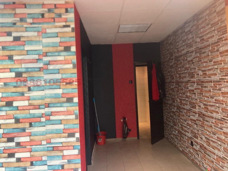 Vuokrattavana  Myymälä Sofia , Nadežda 4 , 26 neliömetriä | 71783646 - kuva [5]