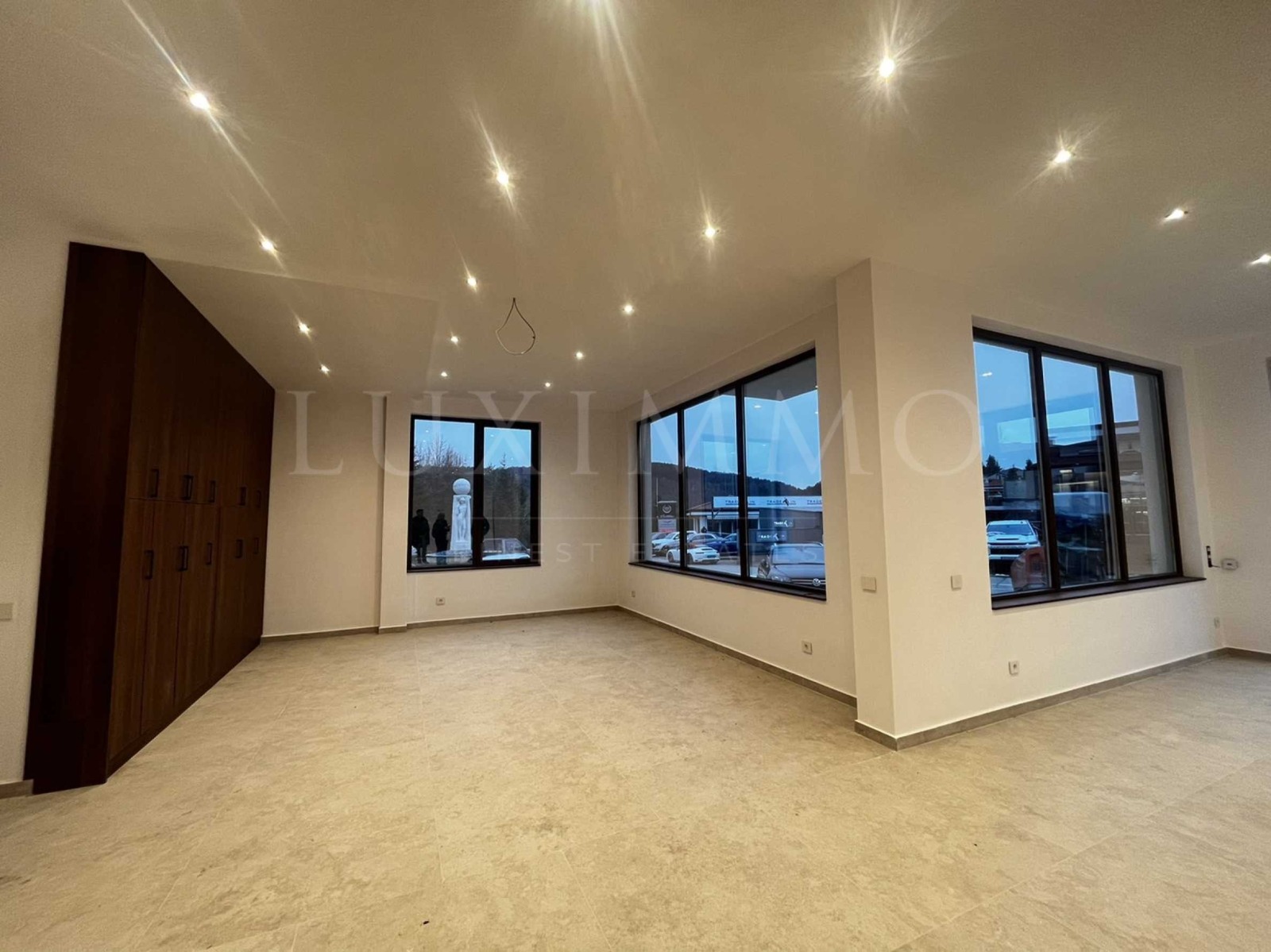 Дава под Наем МАГАЗИН | Imot.bg — изображение 2