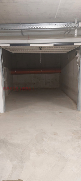 ГАРАЖ, ПАРКОМЯСТО, 20 m2