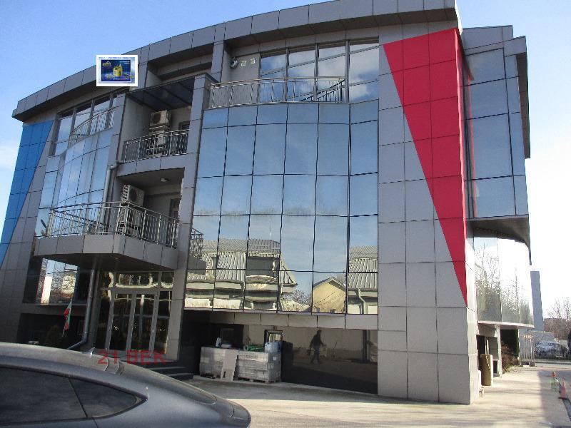 Дава под наем  Офис град Пловдив , Индустриална зона - Север , 255 кв.м | 79377910 - изображение [3]