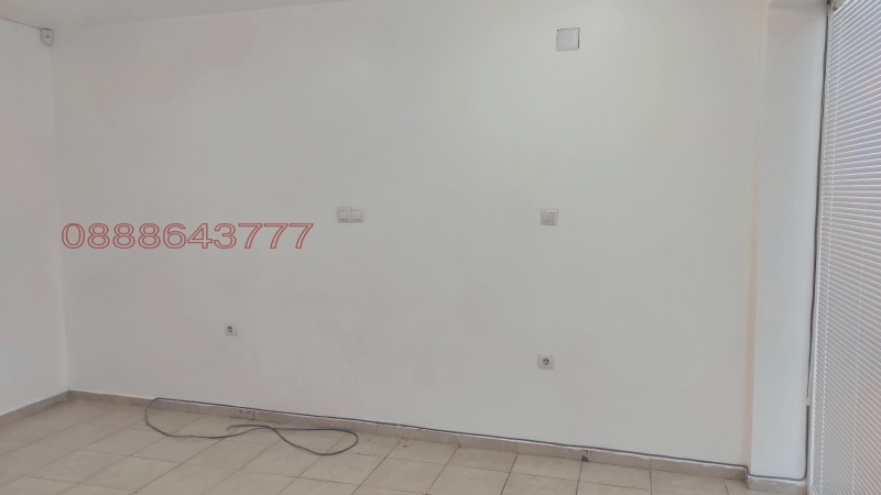 Дава под наем ОФИС, гр. Варна, Колхозен пазар, снимка 3 - Офиси - 52875966