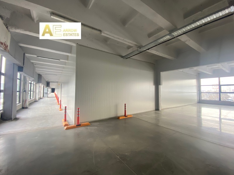 Дава под наем СКЛАД, гр. София, Център, снимка 2 - Складове - 52381401