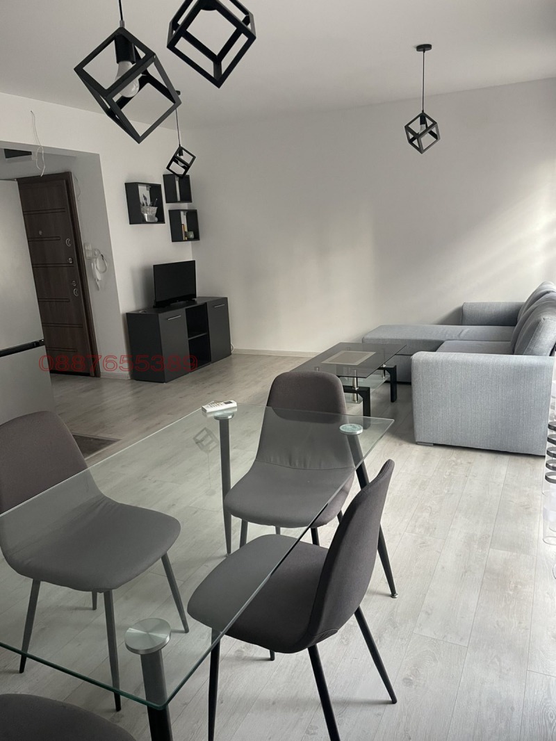 Дава под наем 2-СТАЕН, гр. Пловдив, Център