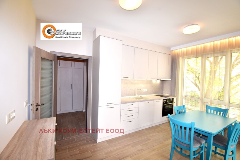 Дава под наем 3-СТАЕН, гр. София, Център, снимка 3 - Апартаменти - 52360739