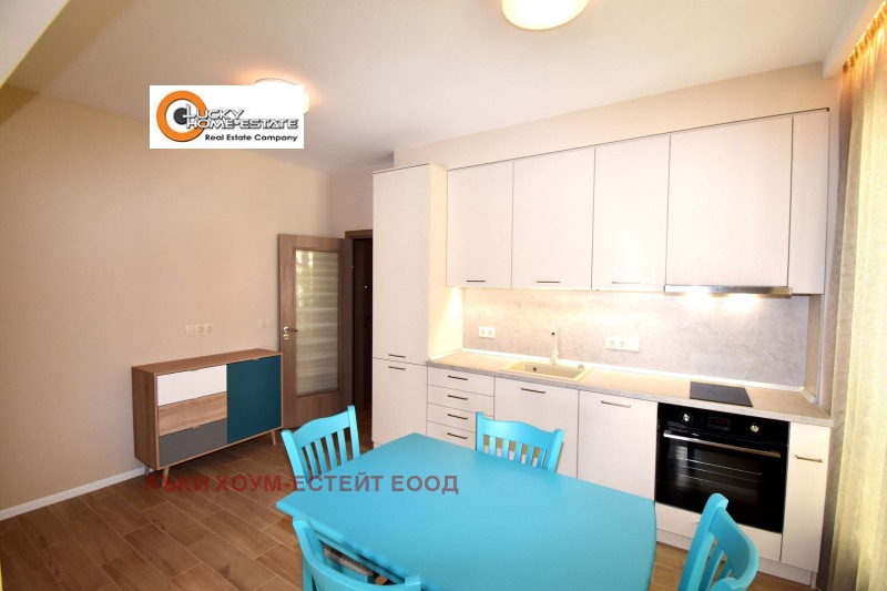 Дава под наем 3-СТАЕН, гр. София, Център, снимка 2 - Апартаменти - 52360739