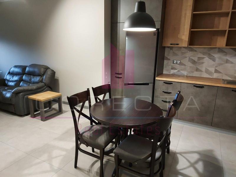 Da affittare  1 camera da letto Ruse , Tsentar , 70 mq | 66983141