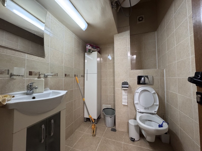 A louer  1 chambre Bourgas , Tsentar , 70 m² | 75893585 - image [10]