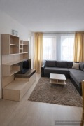 Под наем 3-СТАЕН, град Варна, Лятно кино Тракия • 650 € / 1271.29 лв. • 76621840 1