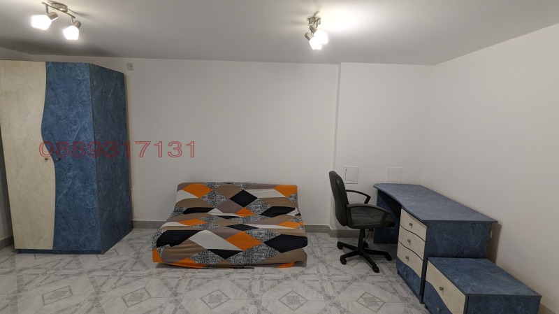 Дава под наем 2-СТАЕН, гр. Шумен, 2-ри корпус, снимка 3 - Апартаменти - 53256321