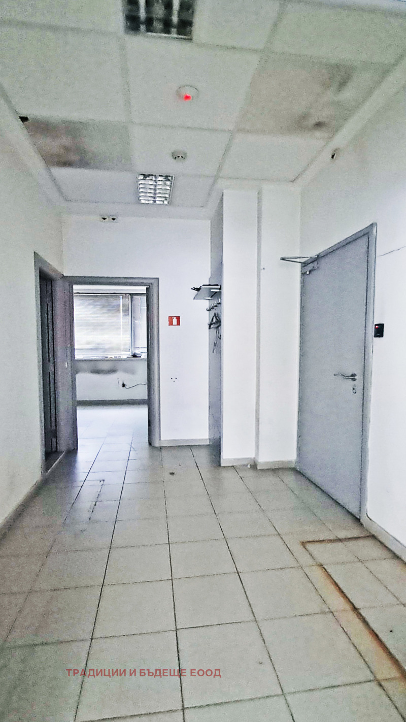 Дава под наем МАГАЗИН, гр. София, Център, снимка 12 - Магазини - 53466847