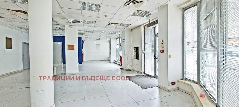 Дава под наем МАГАЗИН, гр. София, Център, снимка 3 - Магазини - 53466847